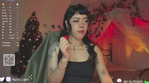 Snapshot of blushing_nymph chatting on 12-14-24, 04:12   Im Nym  Justa nymph on twitter and IG online show from 12-14-24, 04:12