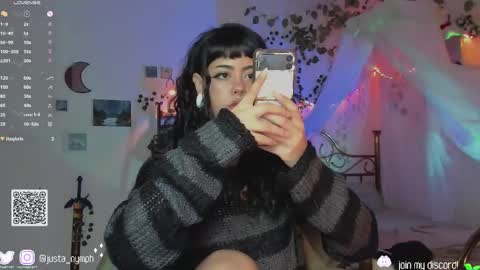 Snapshot of blushing_nymph chatting on 01-06-25, 01:42   Im Nym  Justa nymph on twitter and IG online show from 01-06-25, 01:42