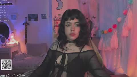 Snapshot of blushing_nymph chatting on 09-30-25, 02:27   Im Nym  Justa nymph on twitter and IG online show from 09-30-25, 02:27