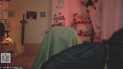 Snapshot of blushing_nymph chatting on 10-06-25, 03:37   Im Nym  Justa nymph on twitter and IG online show from 10-06-25, 03:37