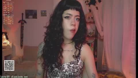 Snapshot of blushing_nymph chatting on 10-10-25, 02:21   Im Nym  Justa nymph on twitter and IG online show from 10-10-25, 02:21