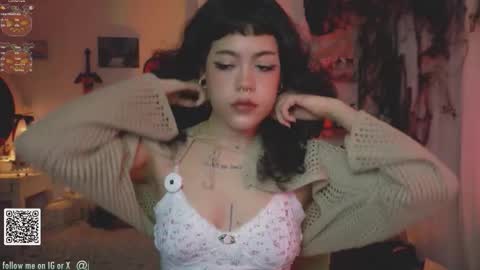 Snapshot of blushing_nymph chatting on 10-14-25, 02:56   Im Nym  Justa nymph on twitter and IG online show from 10-14-25, 02:56