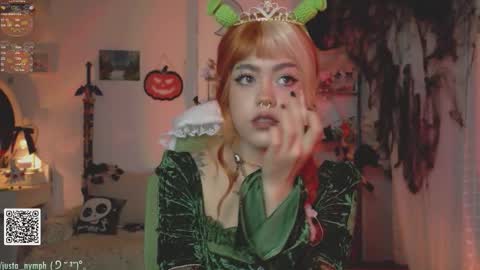 Snapshot of blushing_nymph chatting on 10-18-25, 02:03   Im Nym  Justa nymph on twitter and IG online show from 10-18-25, 02:03