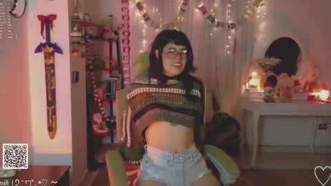 Snapshot of blushing_nymph chatting on 11-23-25, 01:27 Im Nym Justa nymph on twitter and IG online show from 11-23-25, 01:27