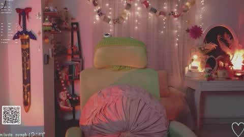Snapshot of blushing_nymph chatting on 12-14-25, 03:23 Im Nym Justa nymph on twitter and IG online show from 12-14-25, 03:23