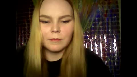 Snapshot of blushing_star chatting on 02-16-25, 06:21 blushing_star online show from 02-16-25, 06:21