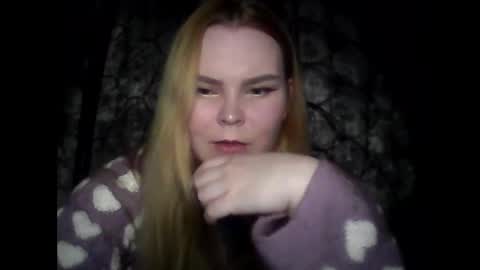 Snapshot of blushing_star chatting on 02-19-25, 03:16 blushing_star online show from 02-19-25, 03:16