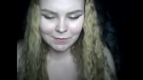 Snapshot of blushing_star chatting on 03-12-25, 06:44 blushing_star online show from 03-12-25, 06:44