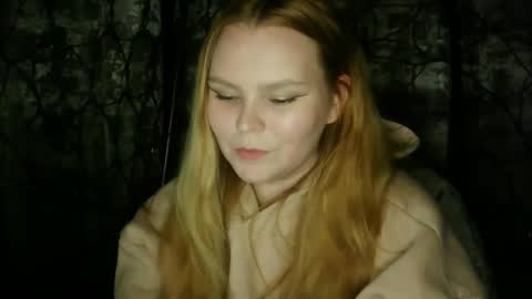 Snapshot of blushing_star chatting on 09-26-25, 04:44 blushing_star online show from 09-26-25, 04:44