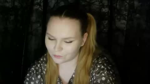 Snapshot of blushing_star chatting on 10-22-25, 06:18 blushing_star online show from 10-22-25, 06:18