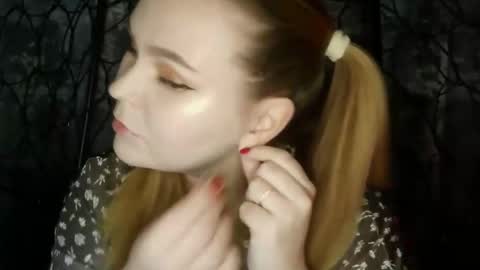 Snapshot of blushing_star chatting on 12-03-25, 11:30 blushing_star online show from 12-03-25, 11:30