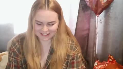 Snapshot of blushing_star chatting on 05-15-26, 02:02 blushing_star online show from 05-15-26, 02:02