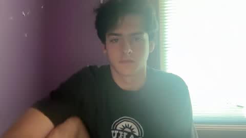 Snapshot of bluskyzz chatting on 09-13-25, 07:35 BluSky online show from 09-13-25, 07:35