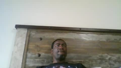 bluuthunder1914 online show from 12-02-24, 06:10