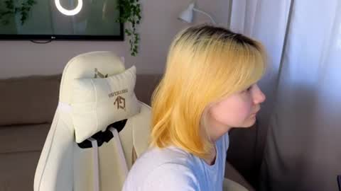 Alice and David online show from 06-21-26, 02:58