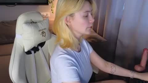 Alice and David online show from 07-20-26, 11:07
