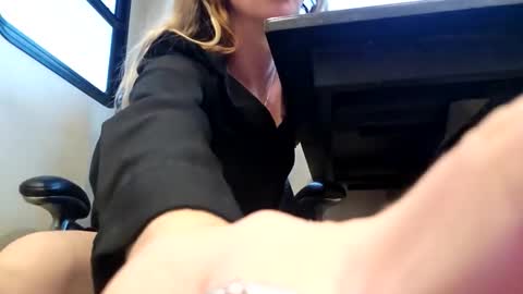 Snapshot of bmorganne420 chatting on 11-02-25, 12:46 MamaMorgan online show from 11-02-25, 12:46