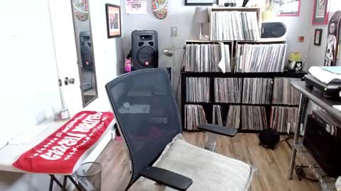 Snapshot of bnczuperzexy chatting on 03-07-25, 07:16 ZuperZexyZounds online show from 03-07-25, 07:16