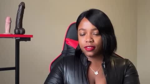       online show from 12-02-25, 02:12