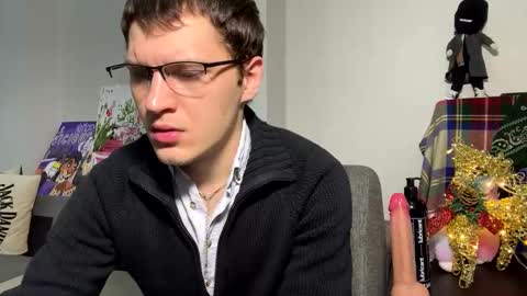 Snapshot of bob_bucks chatting on 03-10-26, 12:26 bob_bucks online show from 03-10-26, 12:26