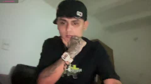 Snapshot of bob_pettersonn chatting on 12-02-24, 04:53 Bob INDEPENDENT MODEL online show from 12-02-24, 04:53