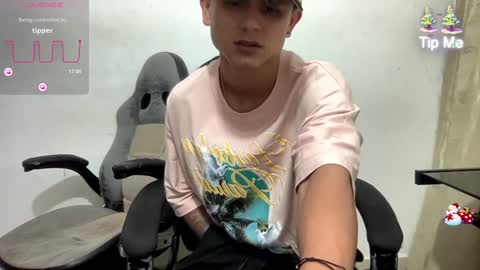 Snapshot of bob_pettersonn chatting on 12-08-24, 12:18 Bob INDEPENDENT MODEL online show from 12-08-24, 12:18