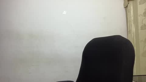 Snapshot of bob_pettersonn chatting on 12-24-24, 04:55 Bob INDEPENDENT MODEL online show from 12-24-24, 04:55