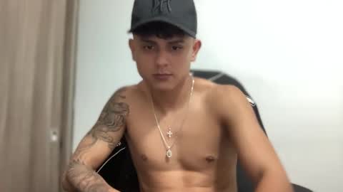 Snapshot of bob_pettersonn chatting on 02-20-25, 01:46 Bob INDEPENDENT MODEL online show from 02-20-25, 01:46