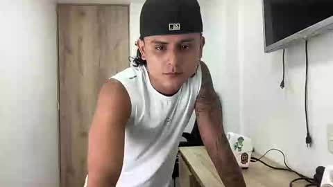 Snapshot of bob_pettersonn chatting on 10-12-25, 03:16 Bob INDEPENDENT MODEL online show from 10-12-25, 03:16