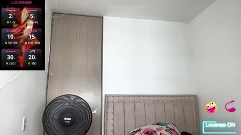 Snapshot of bob_pettersonn chatting on 11-08-25, 04:40 Bob INDEPENDENT MODEL online show from 11-08-25, 04:40