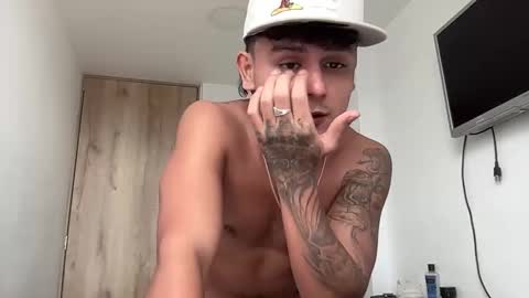 Bob  INDEPENDENT MODEL online show from 02-17-26, 06:25