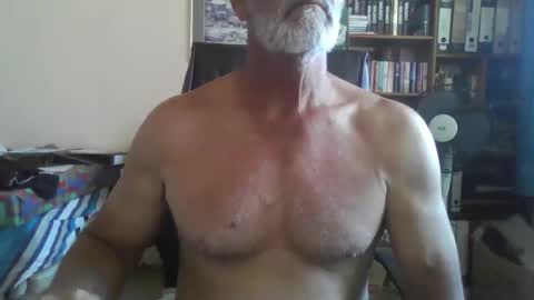 Bobbgud online show from 10-21-25, 01:45