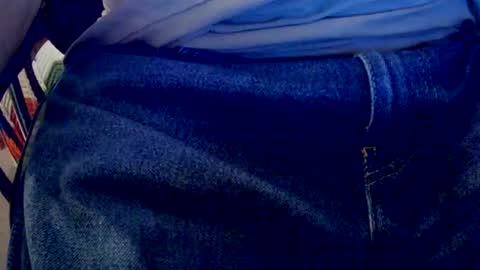 Snapshot of bobbie420_ chatting on 01-14-25, 03:01 bobbie420_ online show from 01-14-25, 03:01