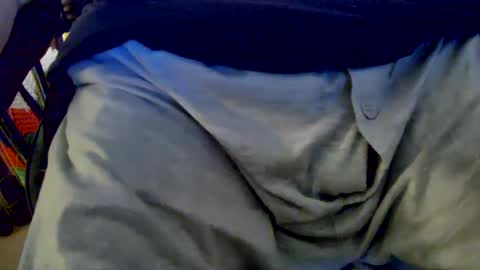 Snapshot of bobbie420_ chatting on 01-28-25, 02:43 bobbie420_ online show from 01-28-25, 02:43