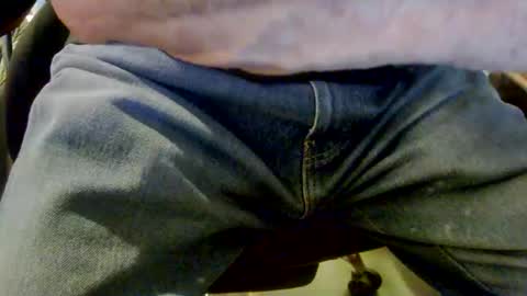 Snapshot of bobbie420_ chatting on 10-21-25, 02:34 bobbie420_ online show from 10-21-25, 02:34