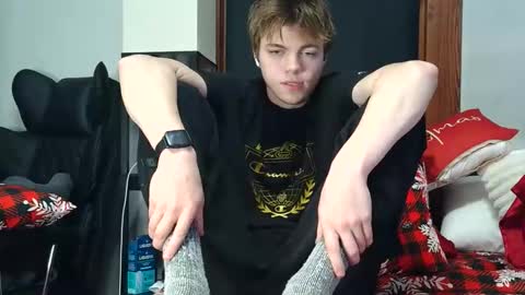 Snapshot of bobby72738 chatting on 11-10-25, 03:38 bobby72738 online show from 11-10-25, 03:38