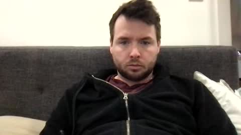 Snapshot of bobbybobby89 chatting on 12-14-25, 10:14 bobbybobby89 online show from 12-14-25, 10:14