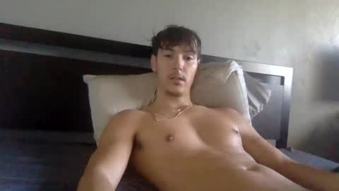 bobo221614 online show from 01-04-25, 01:21