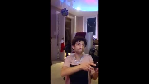 Sailorartemis online show from 12-22-25, 01:02