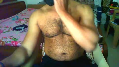 Snapshot of boldinddude chatting on 05-25-26, 12:00 Chris B online show from 05-25-26, 12:00