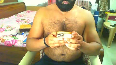 Snapshot of boldinddude chatting on 06-08-26, 12:38 Chris B online show from 06-08-26, 12:38