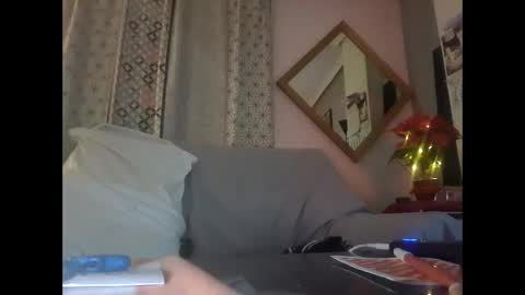 Snapshot of bollykat chatting on 12-02-24, 12:52 Karol online show from 12-02-24, 12:52