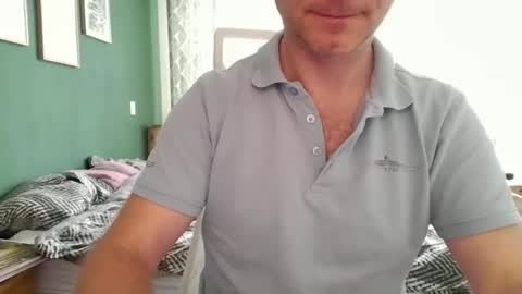 Snapshot of bomba8111 chatting on 03-11-25, 08:52 bomba8111 online show from 03-11-25, 08:52