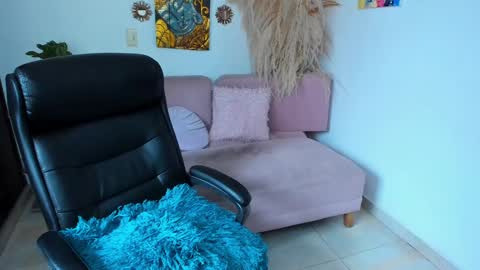 Snapshot of bombaneraa chatting on 01-30-25, 04:02 Salma Independent Model online show from 01-30-25, 04:02