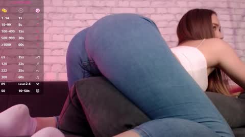 Snapshot of bonbon_aria chatting on 11-28-25, 11:13 Aria online show from 11-28-25, 11:13