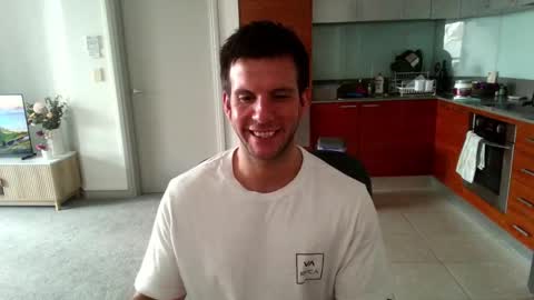 Bondi online show from 02-25-26, 01:26