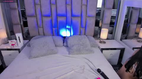 bonet_iris online show from 04-14-26, 07:09