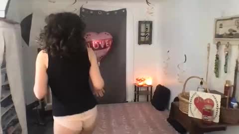 Bonnie online show from 02-04-25, 03:04