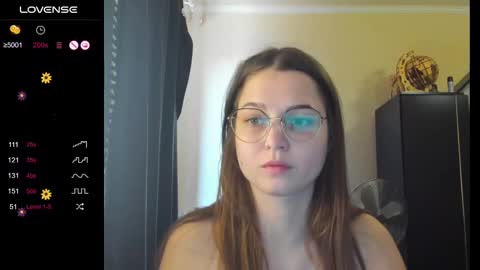 Snapshot of boni_nell__ chatting on 03-08-25, 11:16 Nell online show from 03-08-25, 11:16