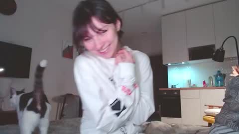 Mary 3 live time content 18   online show from 03-08-26, 08:23